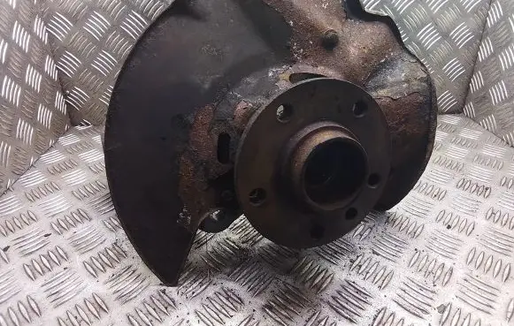 Volkswagen Transporter - Caravelle T5 Front wheel hub