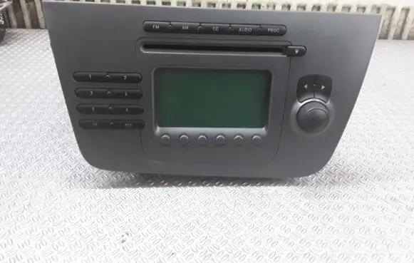 Seat Toledo III (5P) Radio/CD/DVD/GPS head unit 5P103515247V