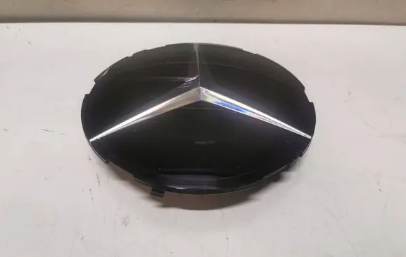 Mercedes-Benz E W212 Manufacturer badge logo/emblem A1648880411