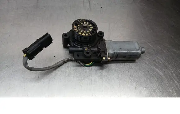 Chevrolet PT Cruiser Rear door window regulator motor 04724559AE