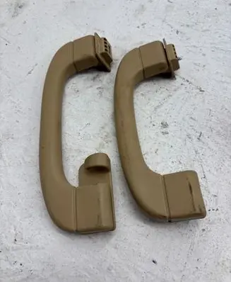 BMW 5 E60 E61 Rear interior roof grab handle 7033662