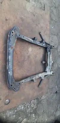 Dacia Sandero II Front axle beam 
