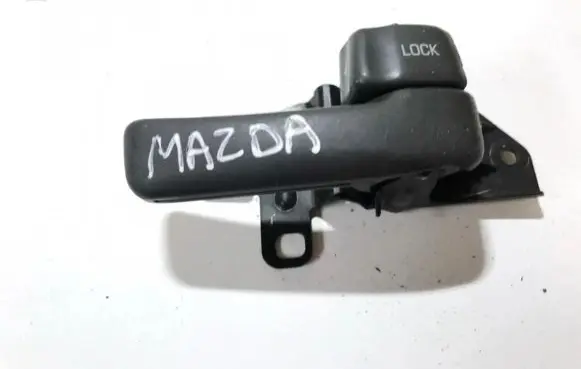 Hyundai Elantra Front door interior handle