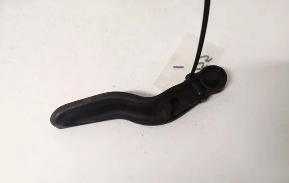 Opel Astra G Engine bonnet (hood) release handle