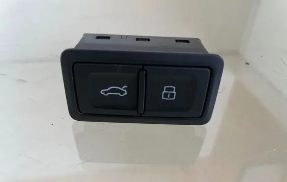 Audi Q2 - Tailgate/boot open switch button 4G0959831D 10118901
