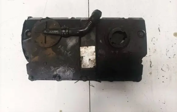 Skoda Fabia Mk1 (6Y) Rocker cam cover 038103475q