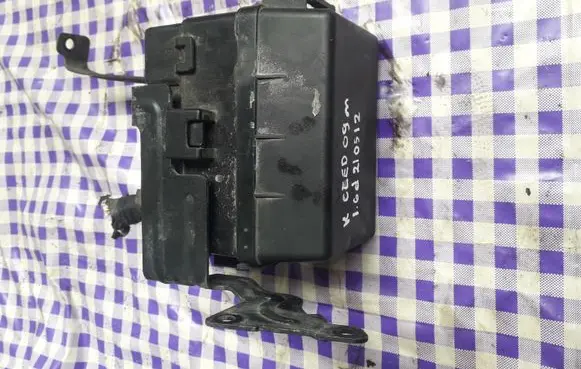 KIA Ceed Fuse box set