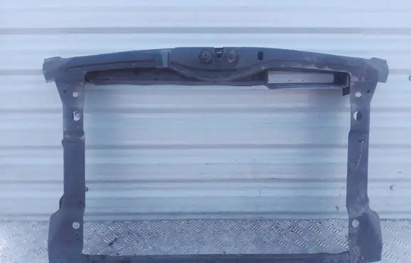 Top upper radiator support slam panel