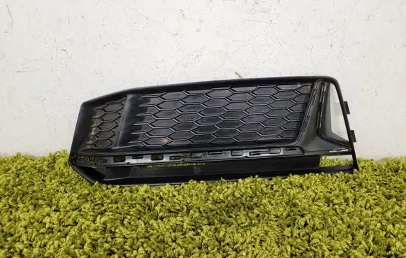 Audi A4 S4 B9 Front bumper lower grill 8W0807681K