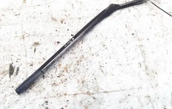 Volkswagen Phaeton Front wiper blade arm