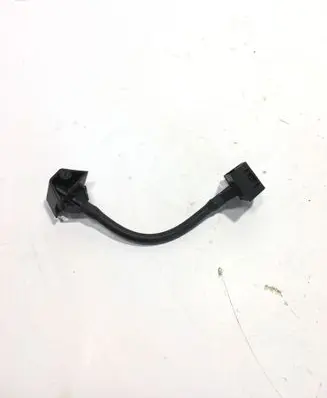 Nissan Qashqai Windshield washer spray nozzle 