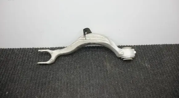 Land Rover Range Rover Sport L461 Rear upper control arm/wishbone M8E25K743