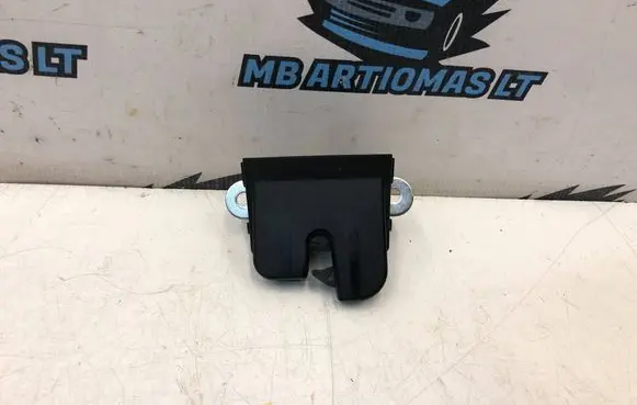 Seat Altea XL Tailgate/trunk/boot lock/catch/latch 5P8827505B
