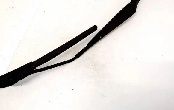 Subaru Legacy Front wiper blade arm