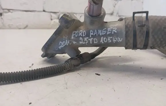 Coolant pipe/hose