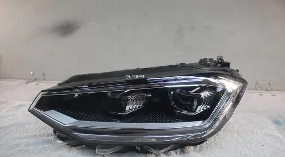Volkswagen Golf Sportsvan Headlight/headlamp 517941035 90111564 BL3702SV17L