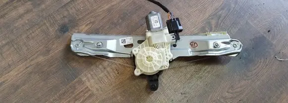 Ford Focus Front door window regulator with motor BM51A27000BC