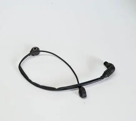 BMW 7 E65 E66 Detonation knock sensor 0261231136
