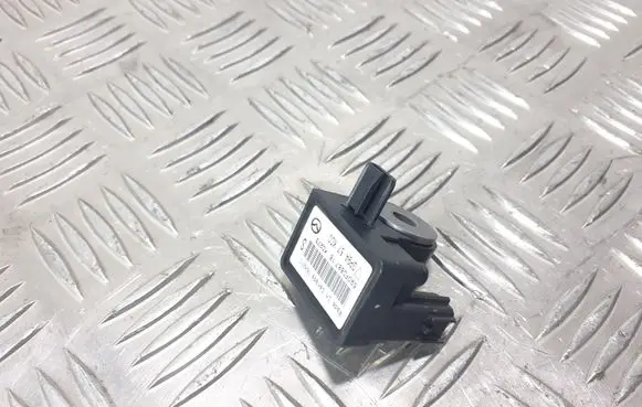 Mazda CX-7 Airbag deployment crash/impact sensor 690FD8B71B