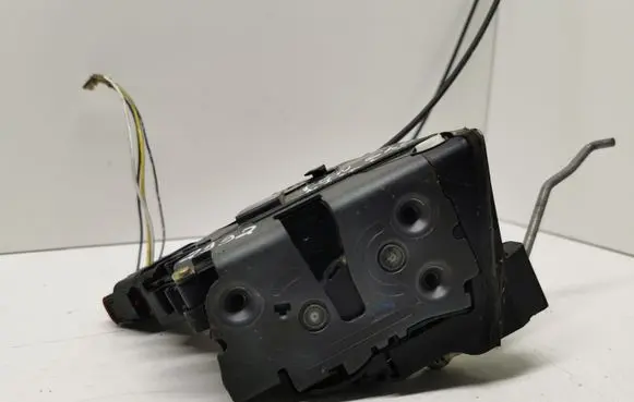 Mazda 3 I Rear door lock 3N6AA26412B