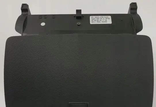 Mercedes-Benz C W204 Screen/display/small screen A2046800031