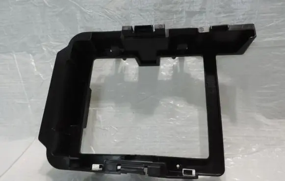 Opel Omega B1 Battery bracket 13409534