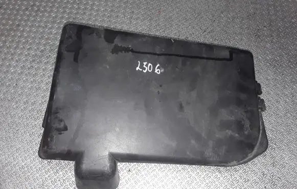 Volkswagen Polo Fuse box cover 6Q0915429B