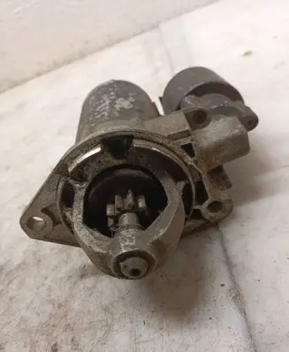 Opel Vectra B Starter motor 0001107045