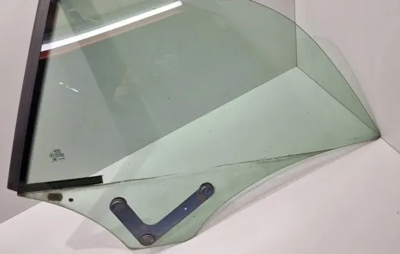 Audi A3 S3 8P Rear side window 8P7845457 43R00082
