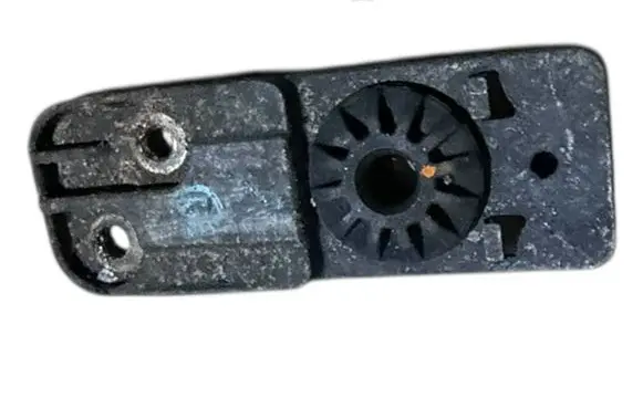 Opel Astra J Radiator support slam panel bracket 13337826