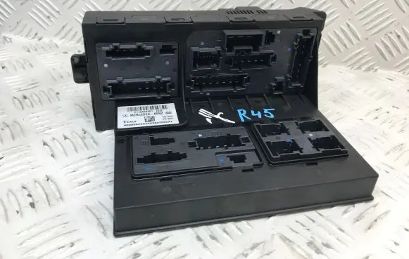 Mercedes-Benz E W211 SAM control unit 2115454301