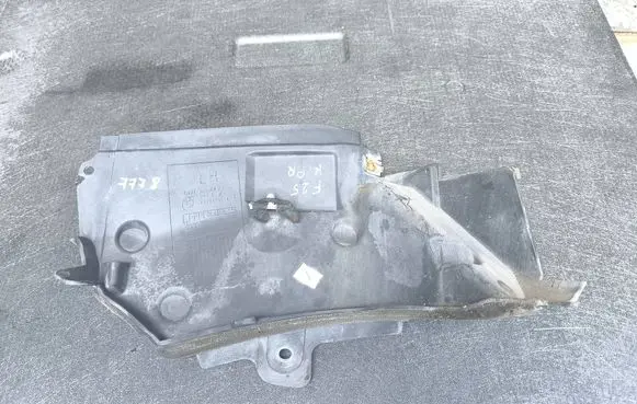 BMW X3 F25 Other engine bay part 7213663