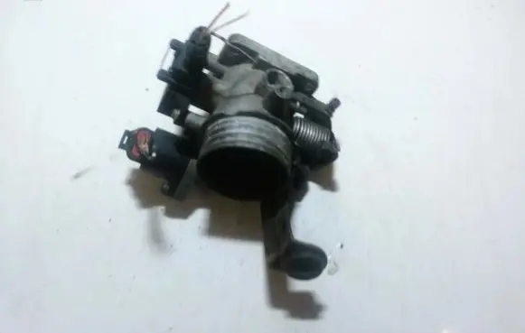 Renault Megane I Throttle valve 7700861679 7700872188
