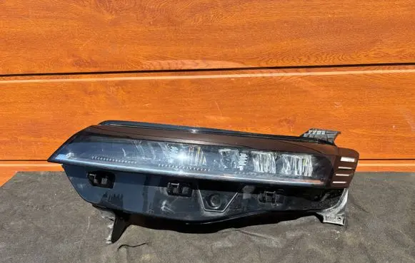 Renault Megane E-Tech Headlight/headlamp 260607213R