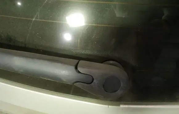 Rear window wiper motor