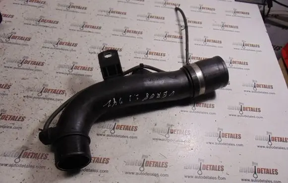Toyota Corolla Verso AR10 Intercooler hose/pipe 173620R011