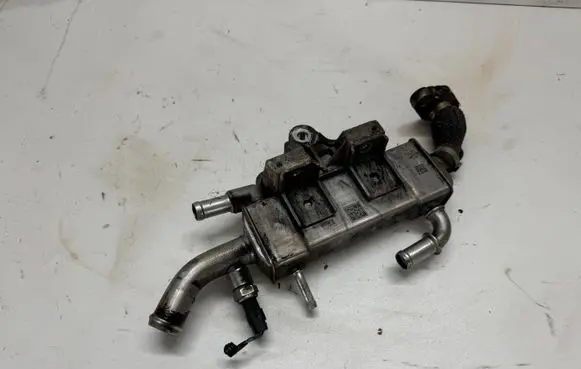 EGR valve cooler