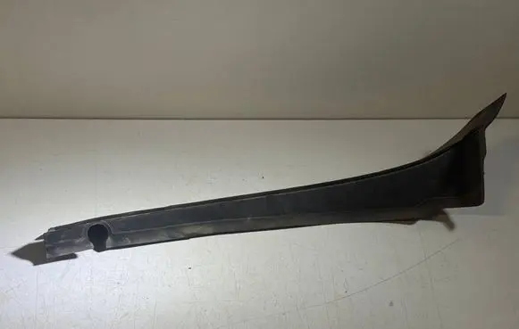 Fender end trim