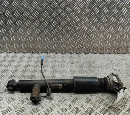 BMW 4 F32 F33 Rear shock absorber/damper 6862725 6865569