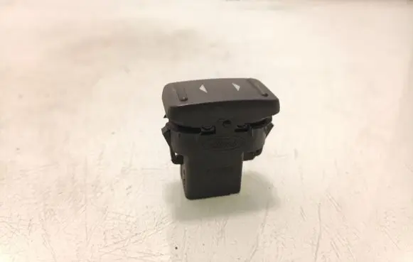 Ford Kuga I Electric window control switch 7M5T14529AA