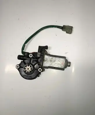 Mitsubishi Pajero Sport I Front door window regulator motor 0621006535 MR144595