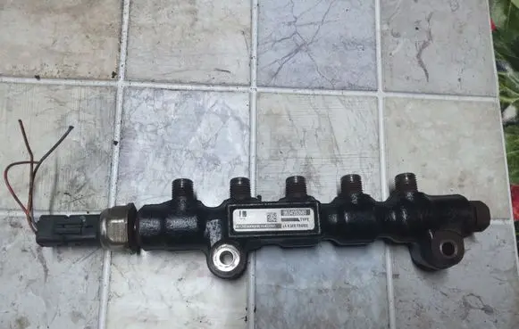 Citroen Berlingo Fuel main line pipe 9654592680 000616403360