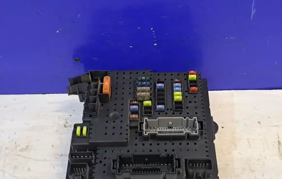 Volvo S60 Fuse module 30732769 30786646