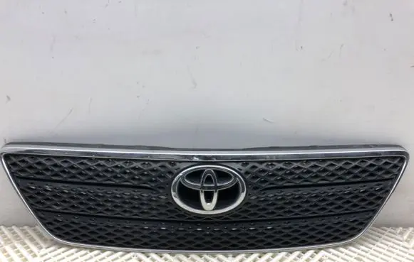 Toyota Corolla Verso E121 Front grill 5311402010