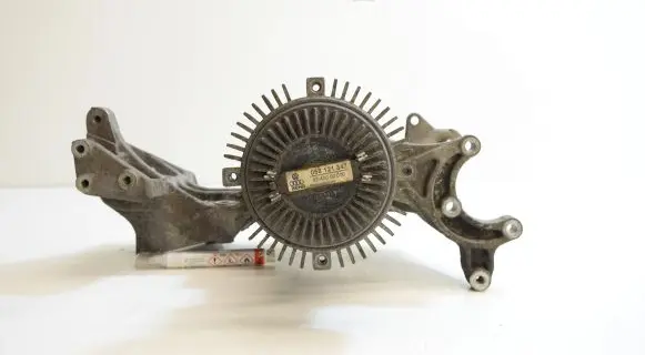 Audi A4 S4 B5 8D Engine mounting bracket 058121347