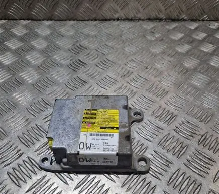 Toyota Yaris Airbag control unit/module 891700D220 212986104 32060296L0