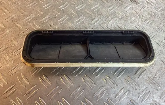 KIA EV6 Quarter panel pressure vent 97510D42000