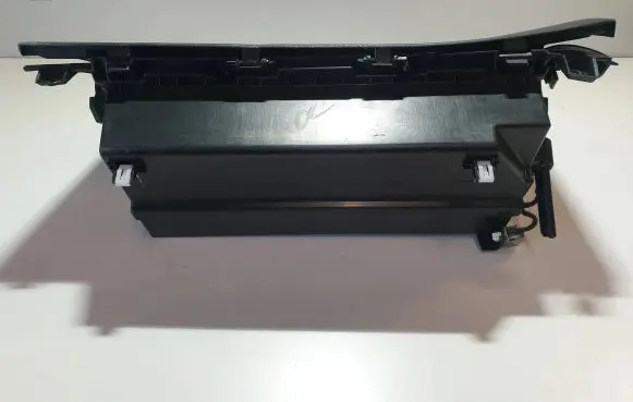 Ford Fusion II Glove box set DS73F06010AB 1313501
