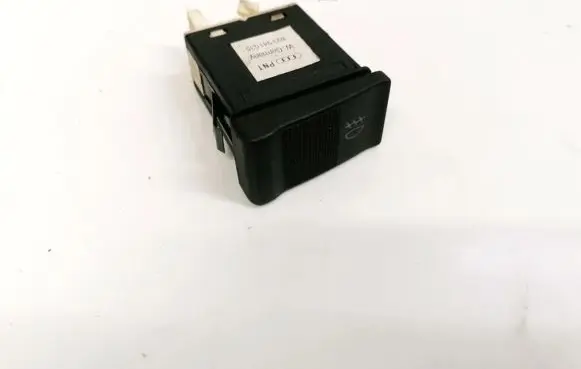 Fog light switch