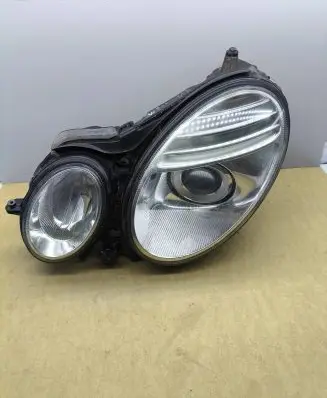 Mercedes-Benz E W211 Headlight/headlamp A2118204961